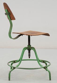 ARBETSSTOL, 1940-tal.