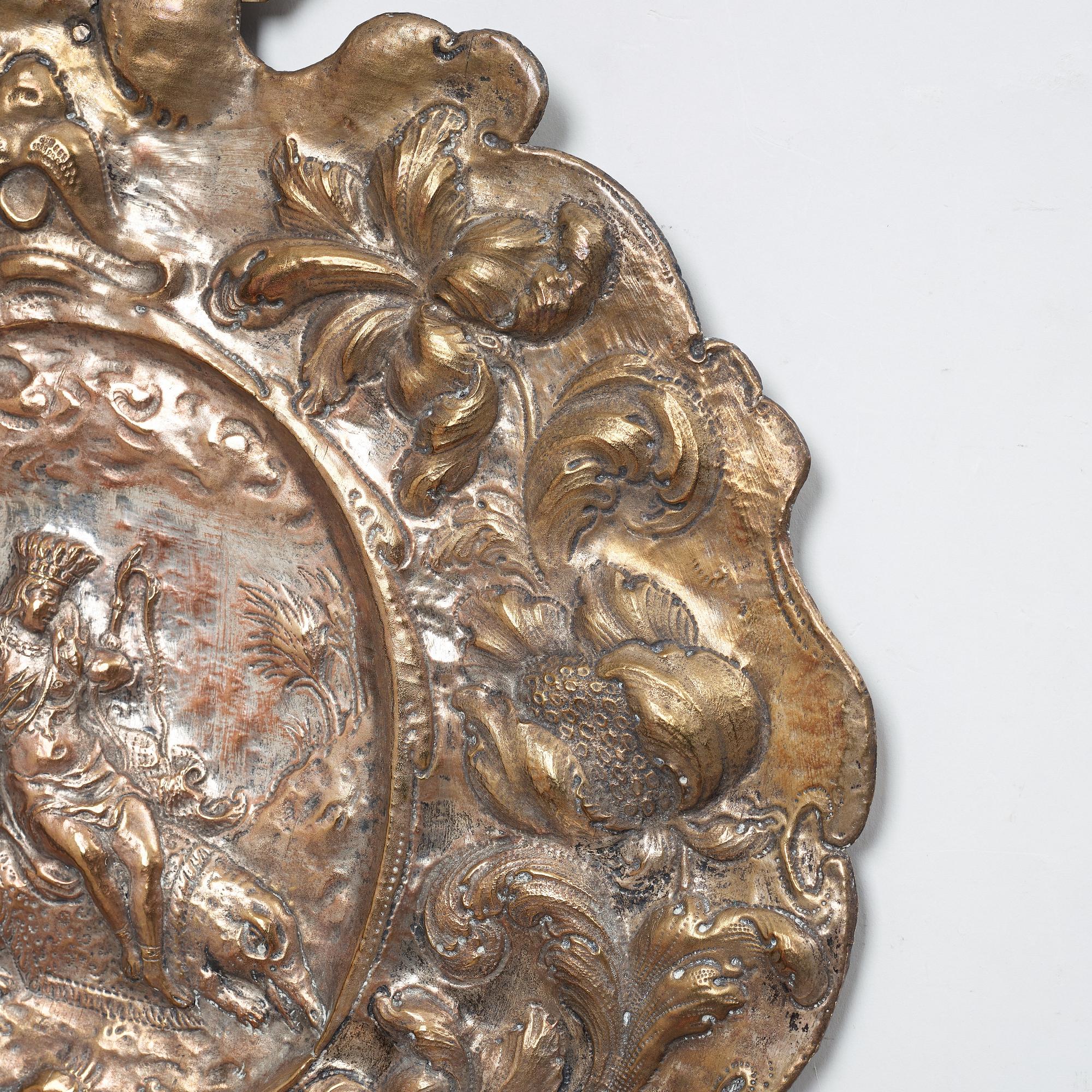 LJUSPLÅTAR, för ett ljus, ett par, barock, 1600-talets senare del, Sverige eller Tyskland/Nederländerna.