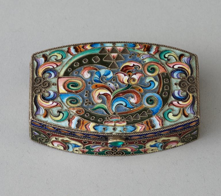 A Russian silver-gilt and enamel snuff-box, unidentified makers mark, Moscow 1908-1917.