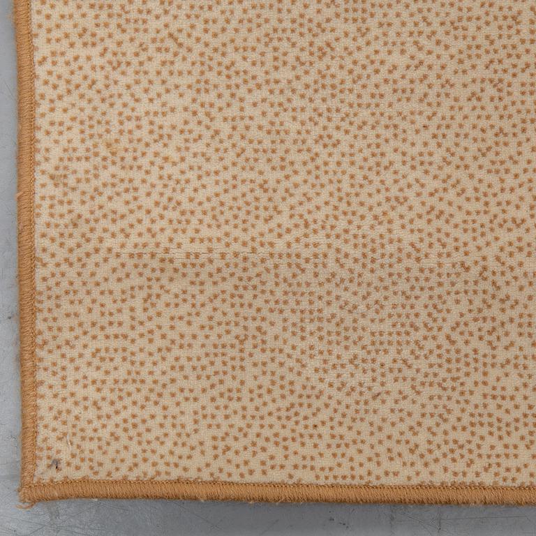 MATTO, tufted, ca 297 x 247 cm.