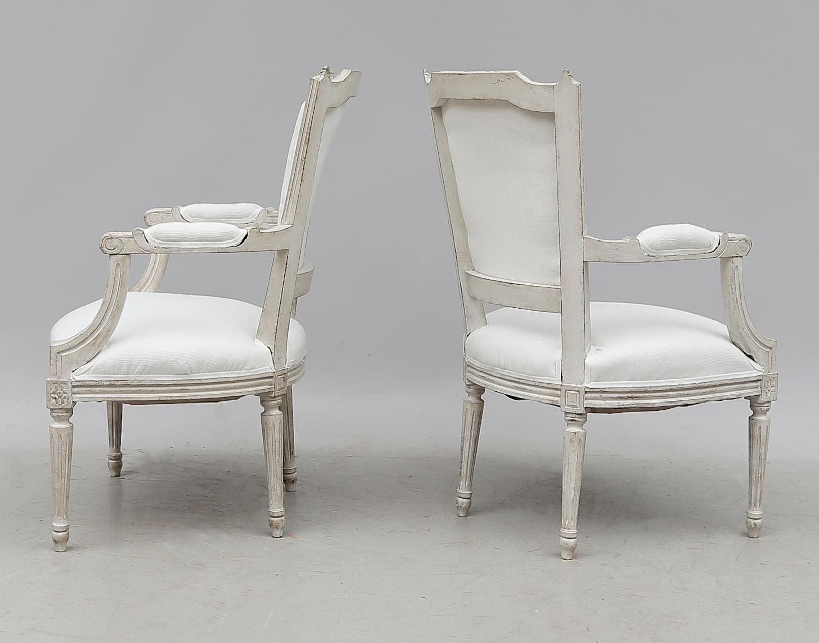 KARMSTOLAR, 1 par, gustaviansk stil, 1900-talets första hälft.