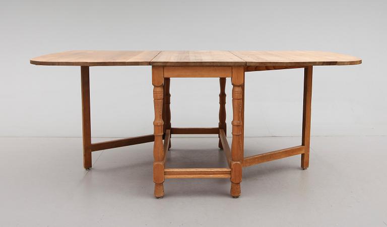 SLAGBORD, barockstil, 1900-talets andra hälft.