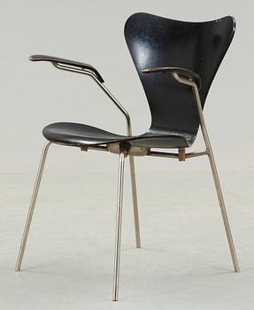 KARMSTOL, "3107/Sjuan", Arne Jacobsen för Fritz Hansen, Danmark, formgiven 1955.