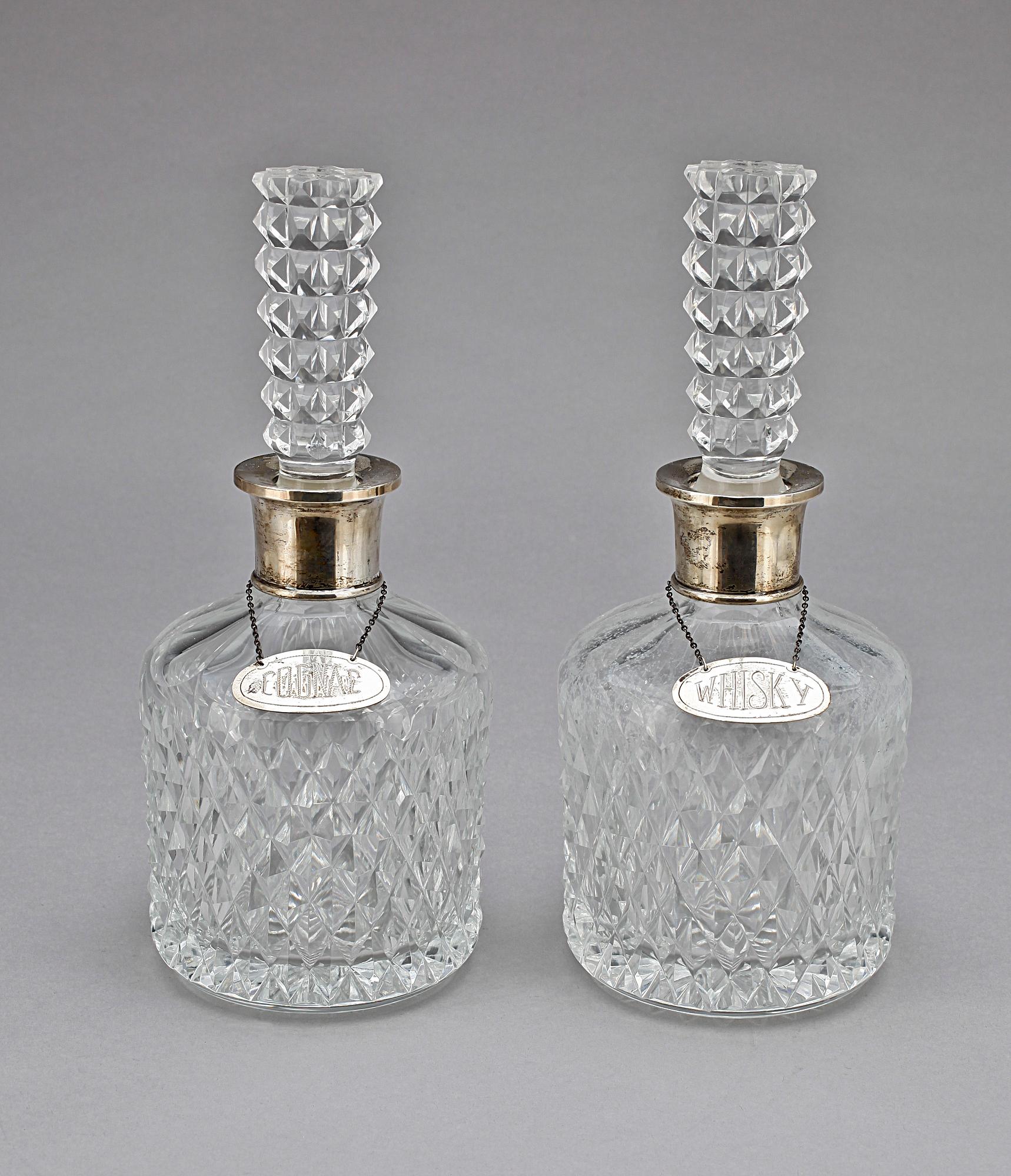 KARAFFER, ett par, glas, silver, Industria Argentina, 1900-talets första hälft/mitt.