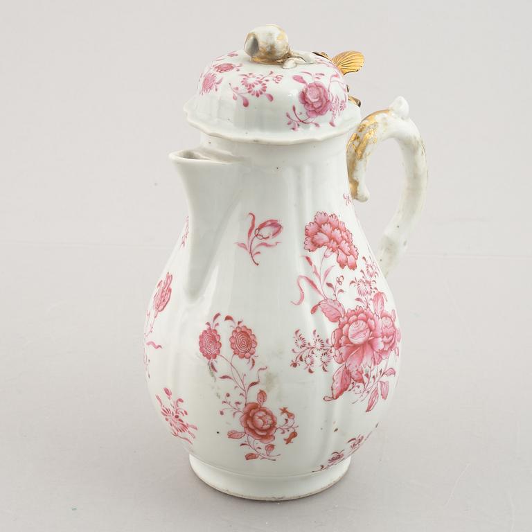 A famille rose coffee pot with cover, Qing dynasty, Qianlong (1736-95).