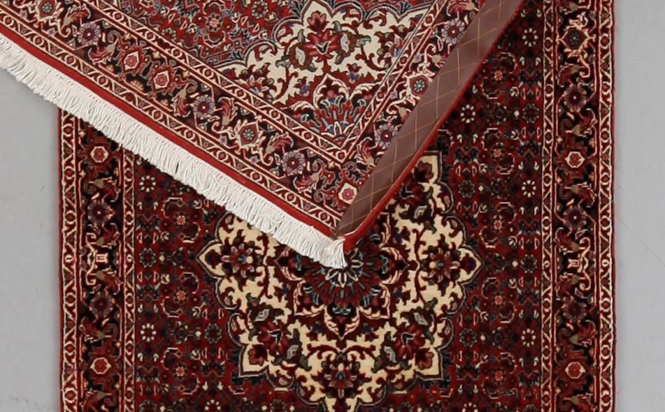 MATTA, Bidjar, ca 245 x 73 cm.