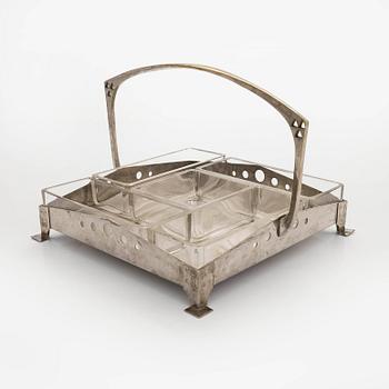 Tarjoiluvati, WMF (Würtembergische Metallwarenfabrik), 1900-luvun alku.