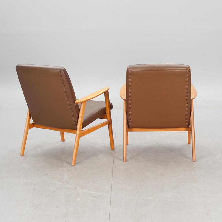 FÅTÖLJER, ett par, 1960-tal.