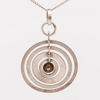 TAPIO WIRKKALA, RIIPUS, "Hopeakuu", hopeaa. Kultakeskus 1972.