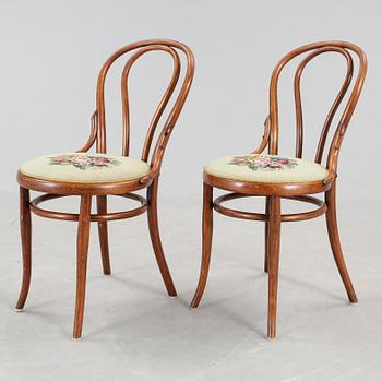 STOLAR, ett par, Thonet, 1900-talets början.