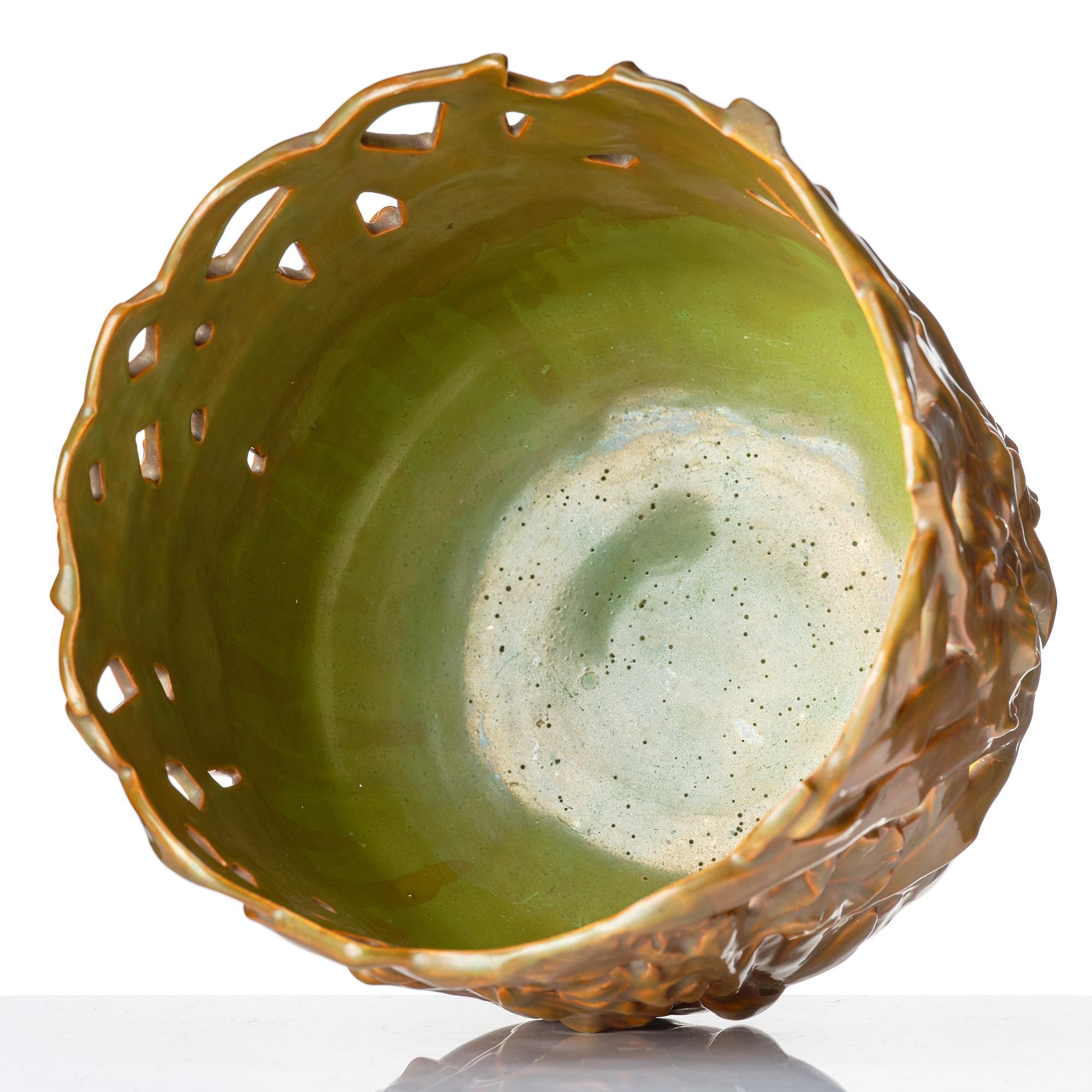 Gunnar G:son Wennerberg, an Art Nouveau, creamware jardinière for Gustavsberg, Sweden, 1905.