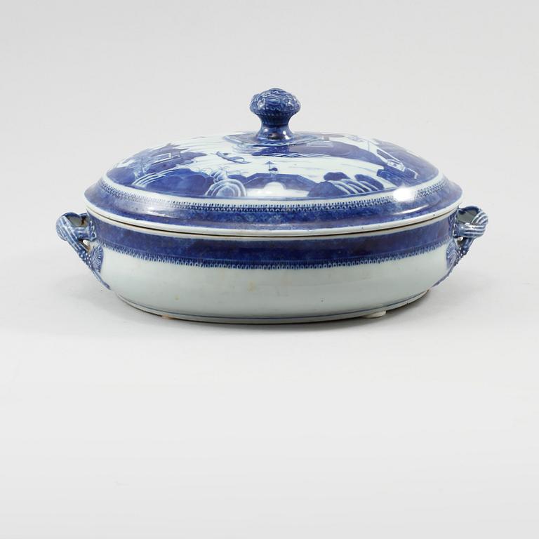 TERRIN, porslin, Kina, 1800-tal.