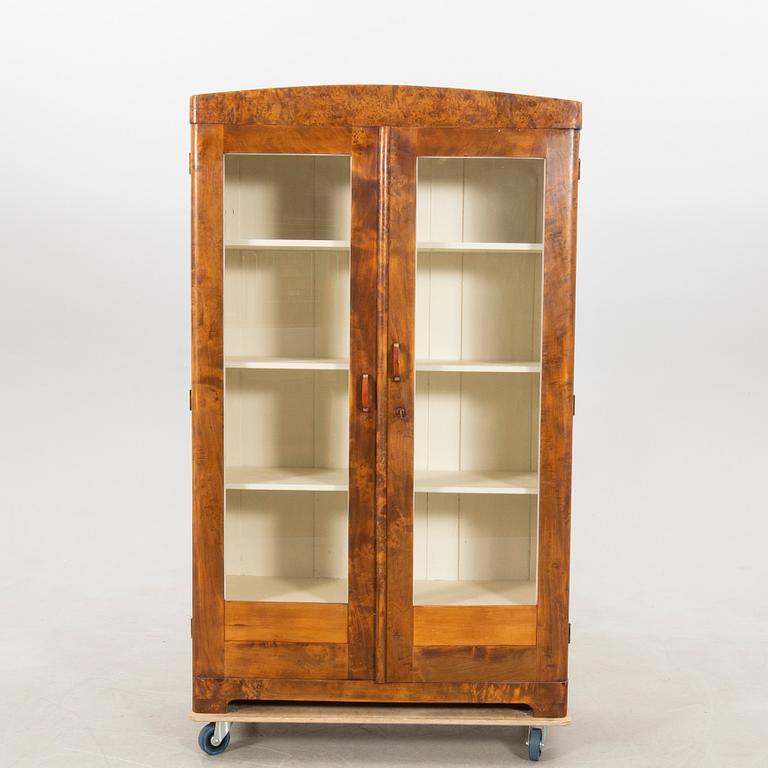 Display cabinet, first half of the 20th century.