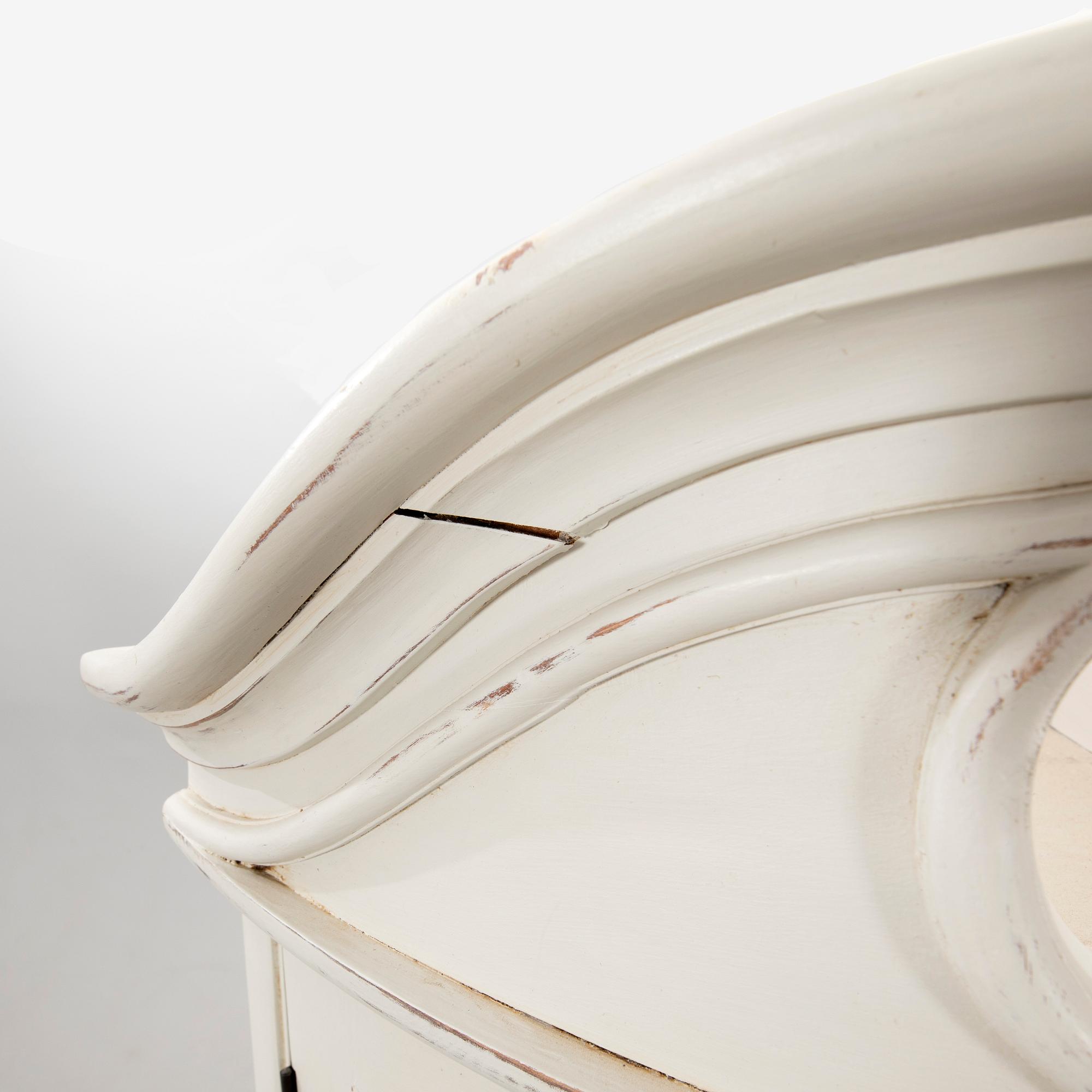 Corner cabinet, Gustavian style, mid/second half of the 20th century.