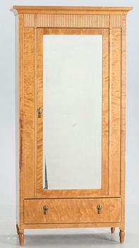 KLÄDSKÅP, 1900-talets början.