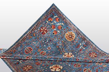 A carpet, Zeigler design, ca 312 x 254 cm.