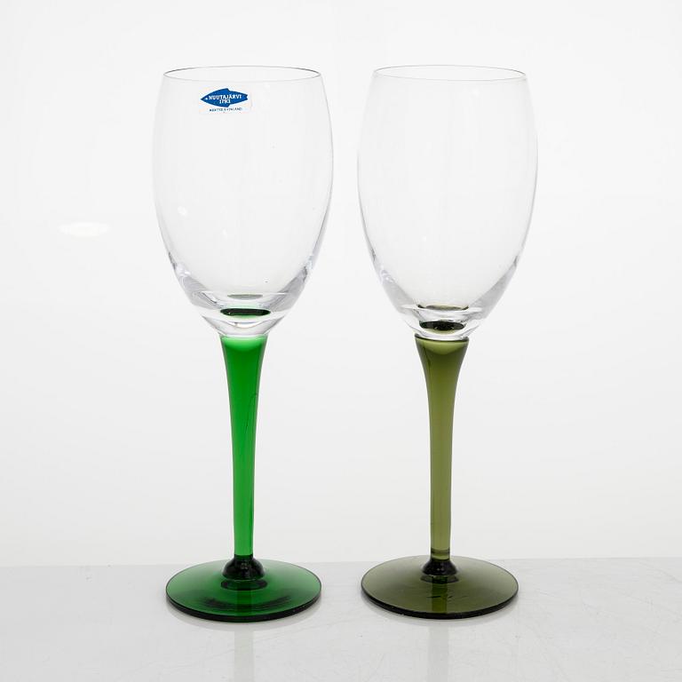 Saara Hopea, vinglas, 16 st, "Traviata", Notsjö, Nuutajärvi.