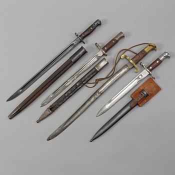 Four 18/19th century bayonets.