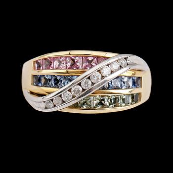 RING, 14 k guld, rosa, blå, vita safirer, briljantslipade diamanter tot ca 0.18 ct.