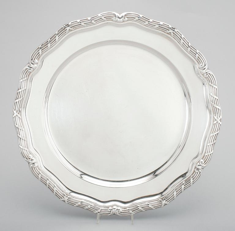 BRICKA, silver. Vikt 899 g.