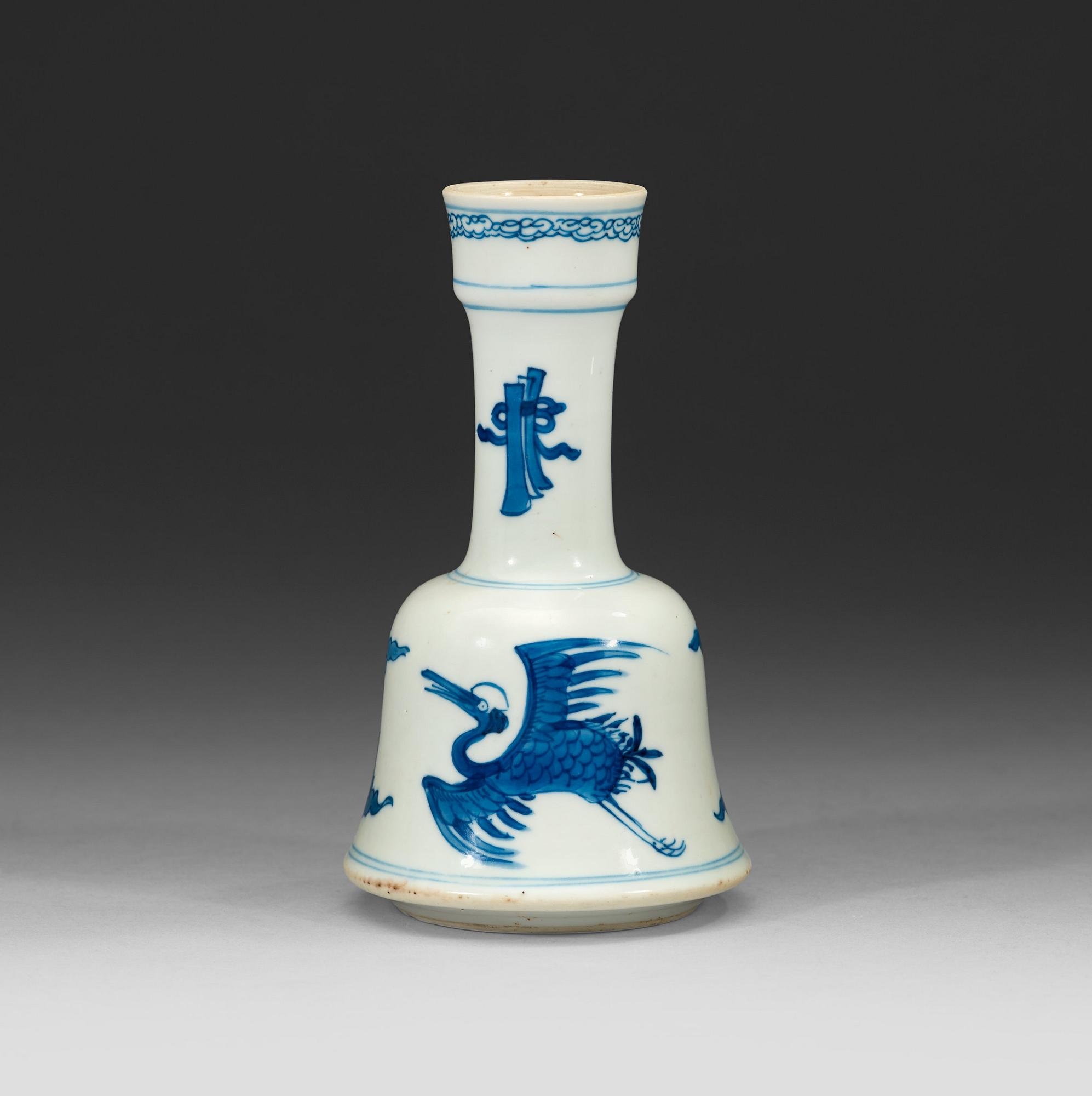 VAS, porslin, Qingdynastin Kangxi (1662-1722).