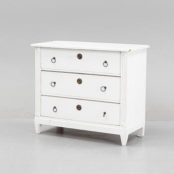 A painted Swedish Gustavian style chest of drawers, first half of the 20th century.