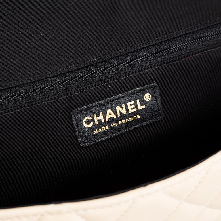 Chanel, a two tone quilted leather 'Flap Bag', 2014-15.