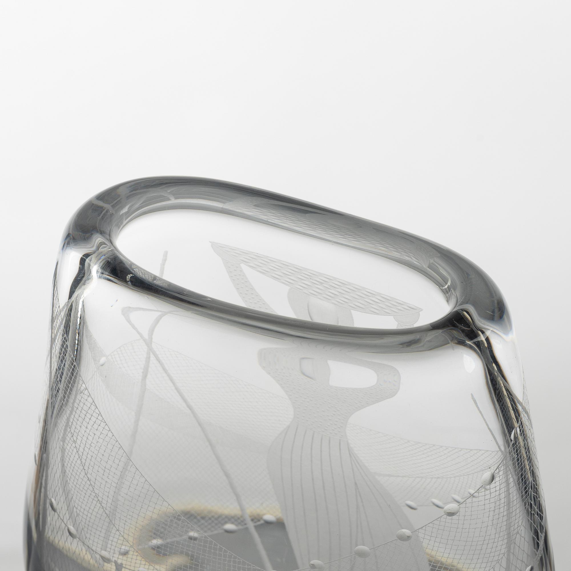 Vicke Lindstrand, a 'Fisknäten' (Fishnet) vase, Kosta.