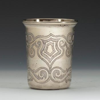 A BEAKER, 84 gilt silver. V. Lapschin Moscow 1856. Height 8,5 cm. Weight 113 g.