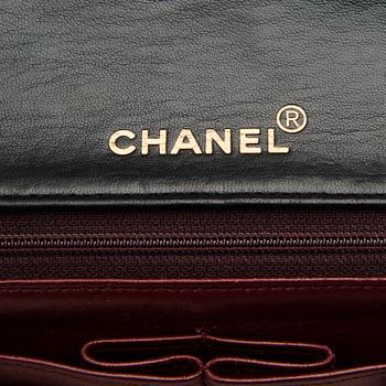 CHANEL, "Single Full Flap Bag", LAUKKU.
