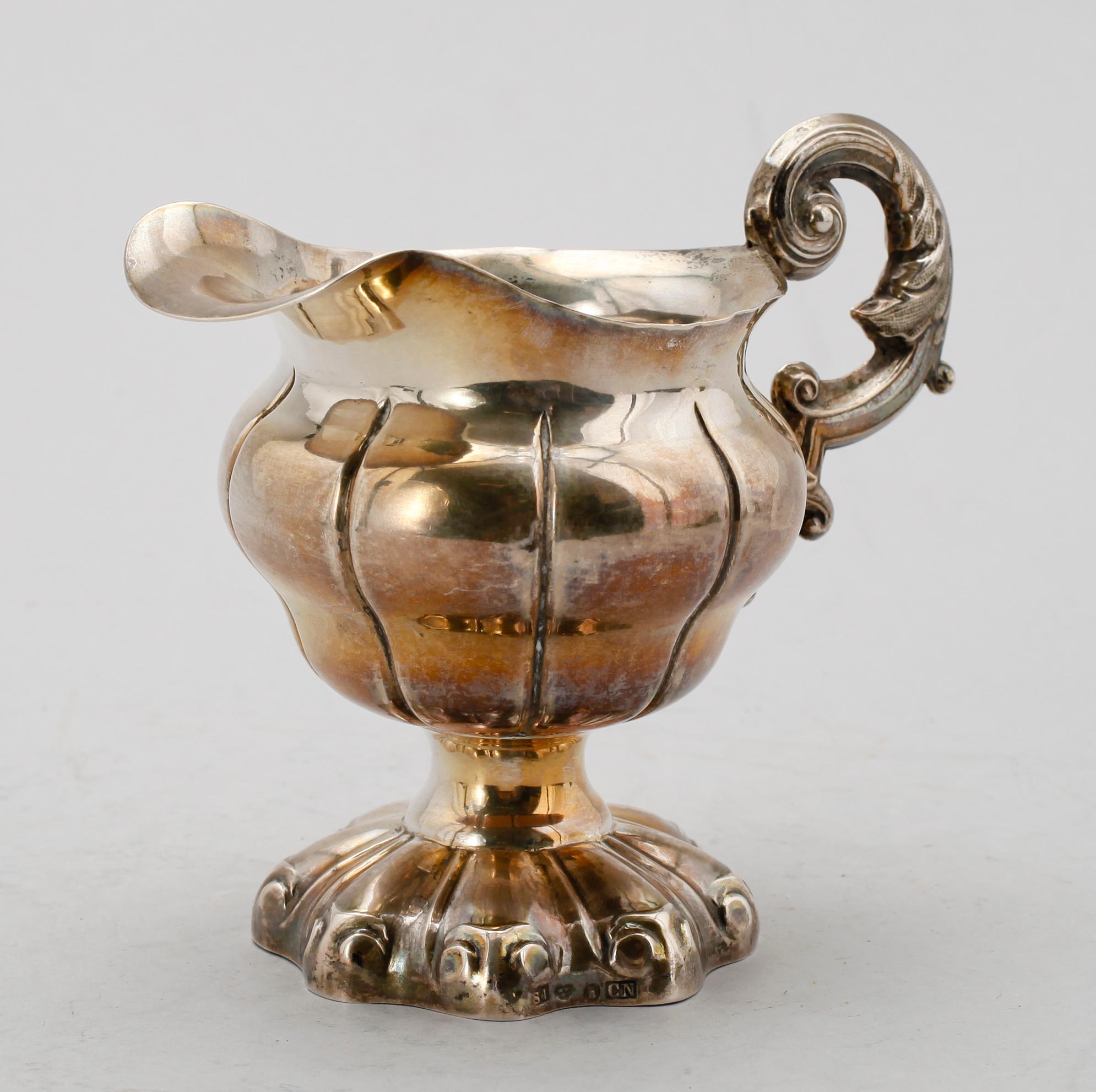 GRÄDDKANNA, silver, Carl Nyström, Stockholm 1848. Vikt ca 138 g.