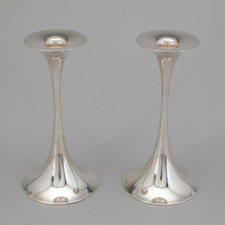 TAPIO WIRKKALA, ljusstakar, ett par, sterling, Kultakeskus, Finland 1972.