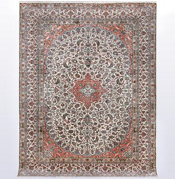 A carpet, Kashmir silke 307 x 220 cm.
