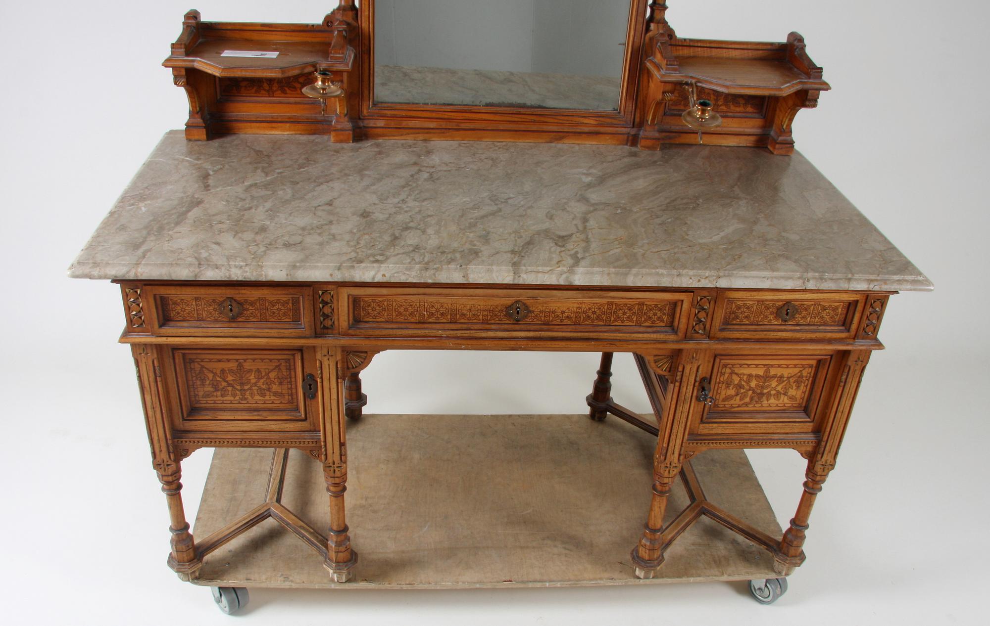 TOILETTEBORD, Tyskland, 1800-talets slut.