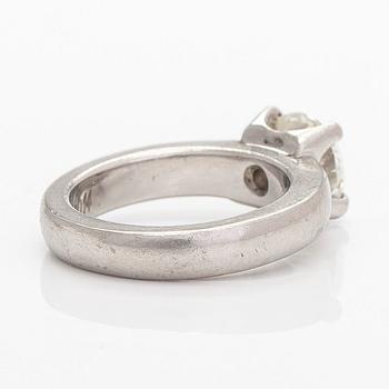 A platinum ring, set with a brilliant-cut diamond approximately 2.02 ct. With certificate.