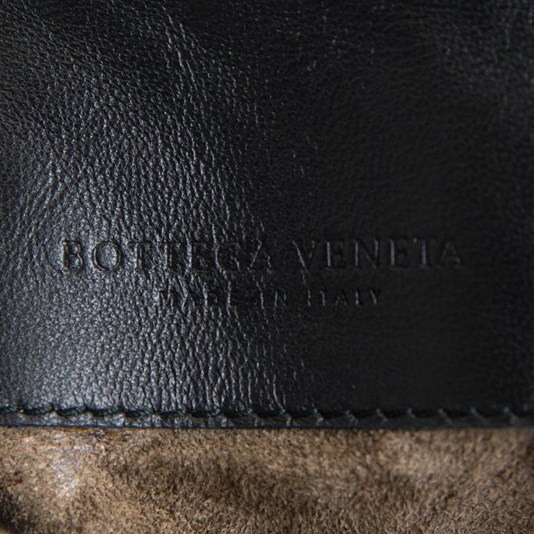 Bottega Veneta, a crossbody bag.