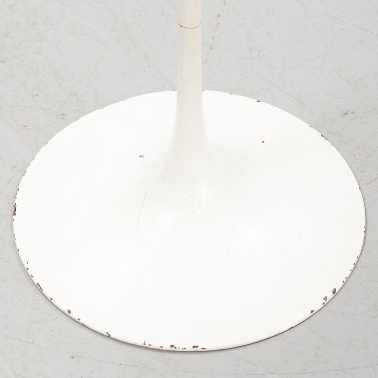 Eero Saarinen, table, "Tulip", Knoll International, licensed manufacturing by Nordiska Kompaniet, Nyköping, 1965.