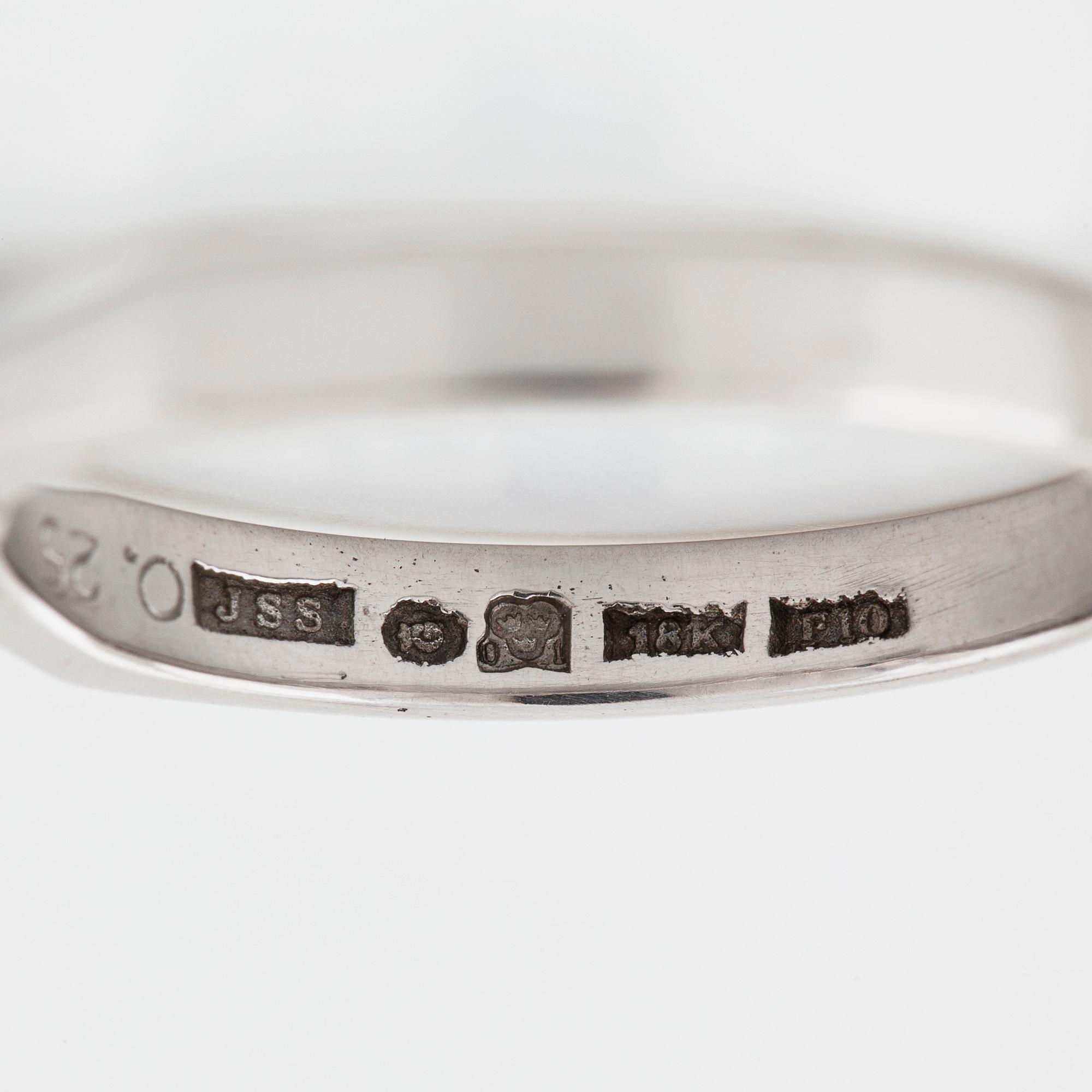 A brilliant cut diamond ring by Jarl Sandin, Göteborg, 1980.