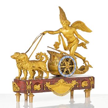 Bordspendyl, av André-Antoine Ravrio (bronsfabrikör verksam i Paris 1777 - 1814), Directoire.