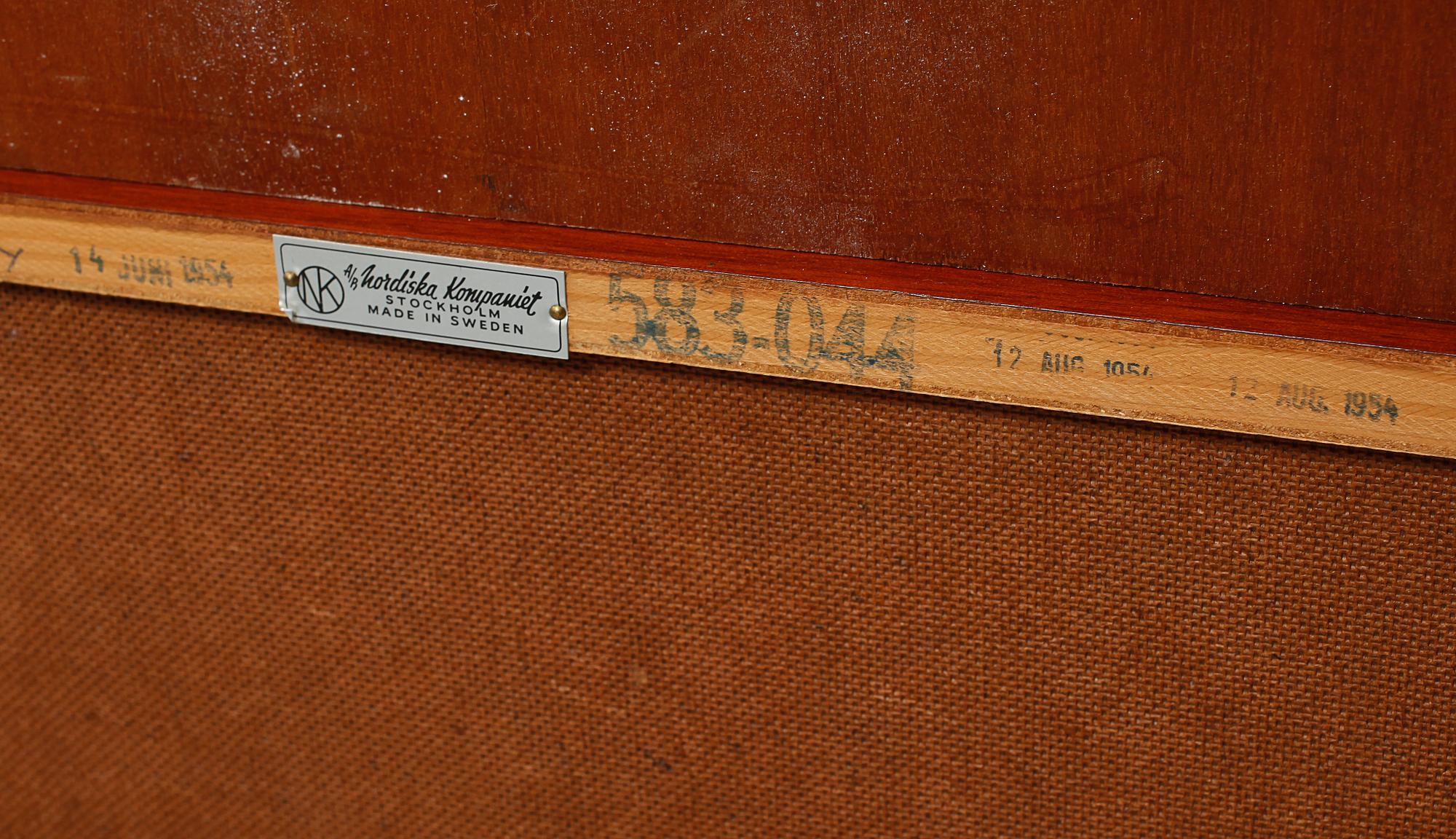 BOKHYLLA, ur "Futura"-serien, David Rosén, A/B Nordiska Kompaniets verkstäder, Nyköping, 1953-1954.