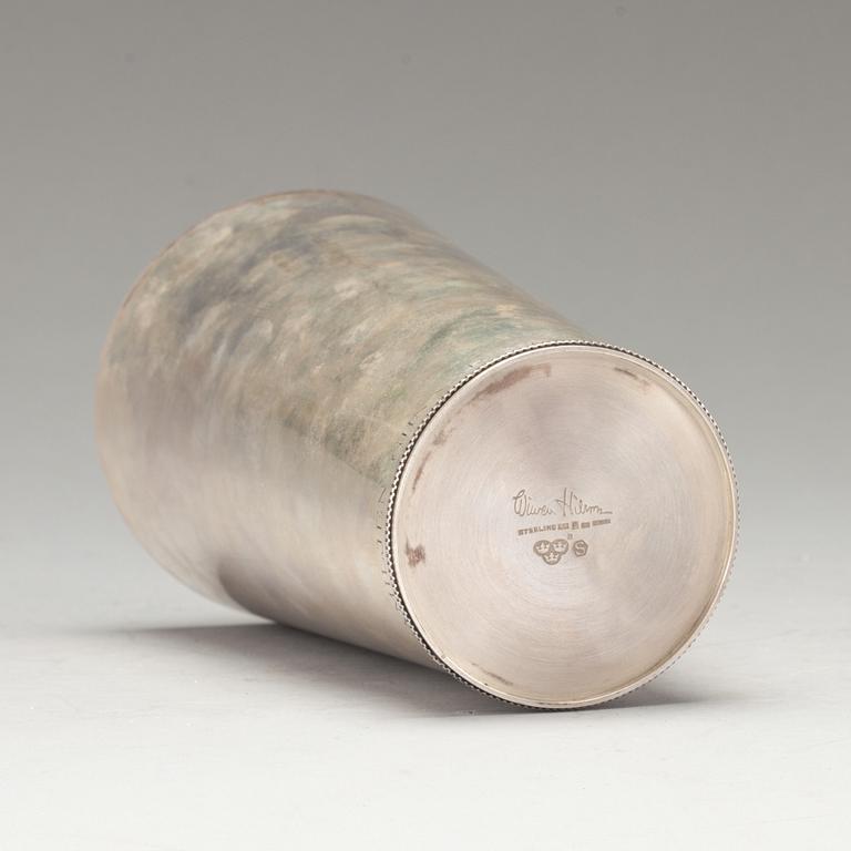 VAS, sterlingsilver, Wiwen Nilsson, Lund, 1957. Vikt ca 500 g.