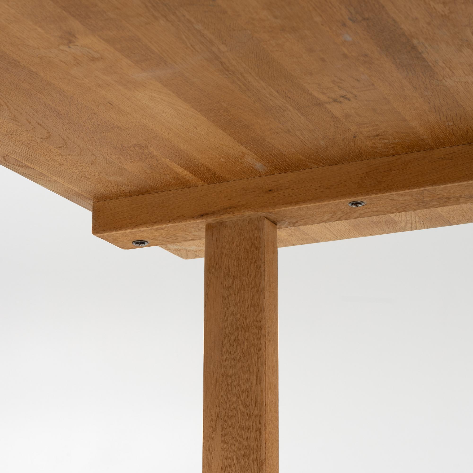 An oak coffee table, second half of the 20th Century.