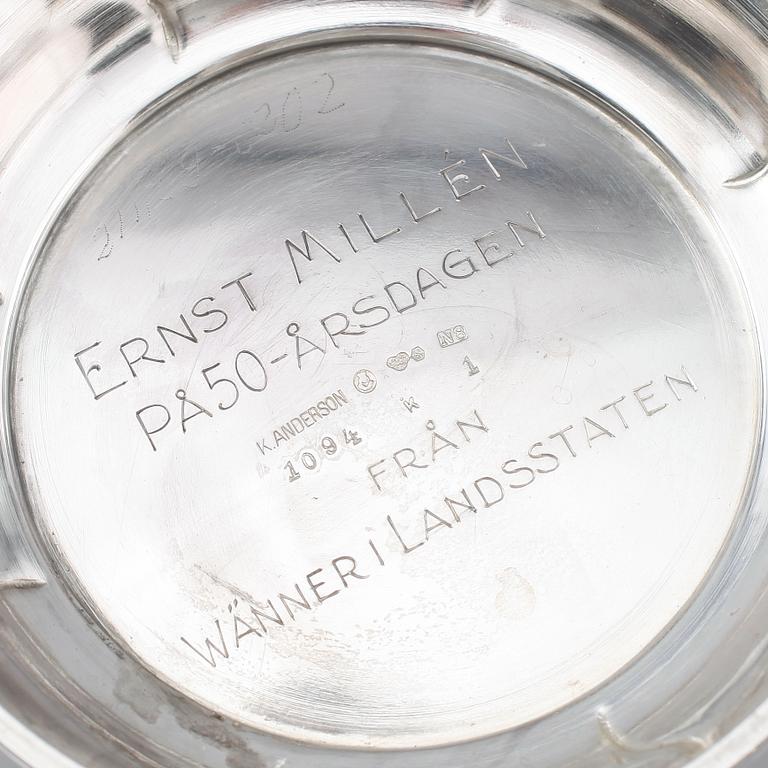 BÄGARE, silver, K Anderson, Stockholm 1939. Vikt ca 362 g.