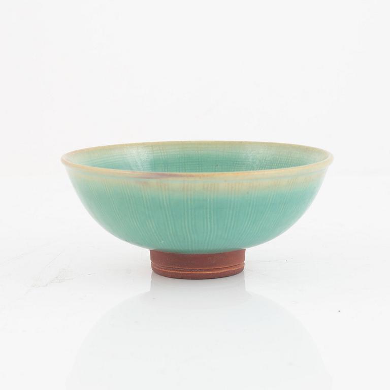 Wilhelm Kåge, a "Farsta" bowl, Gustavsberg Studio, Sweden, 1954.