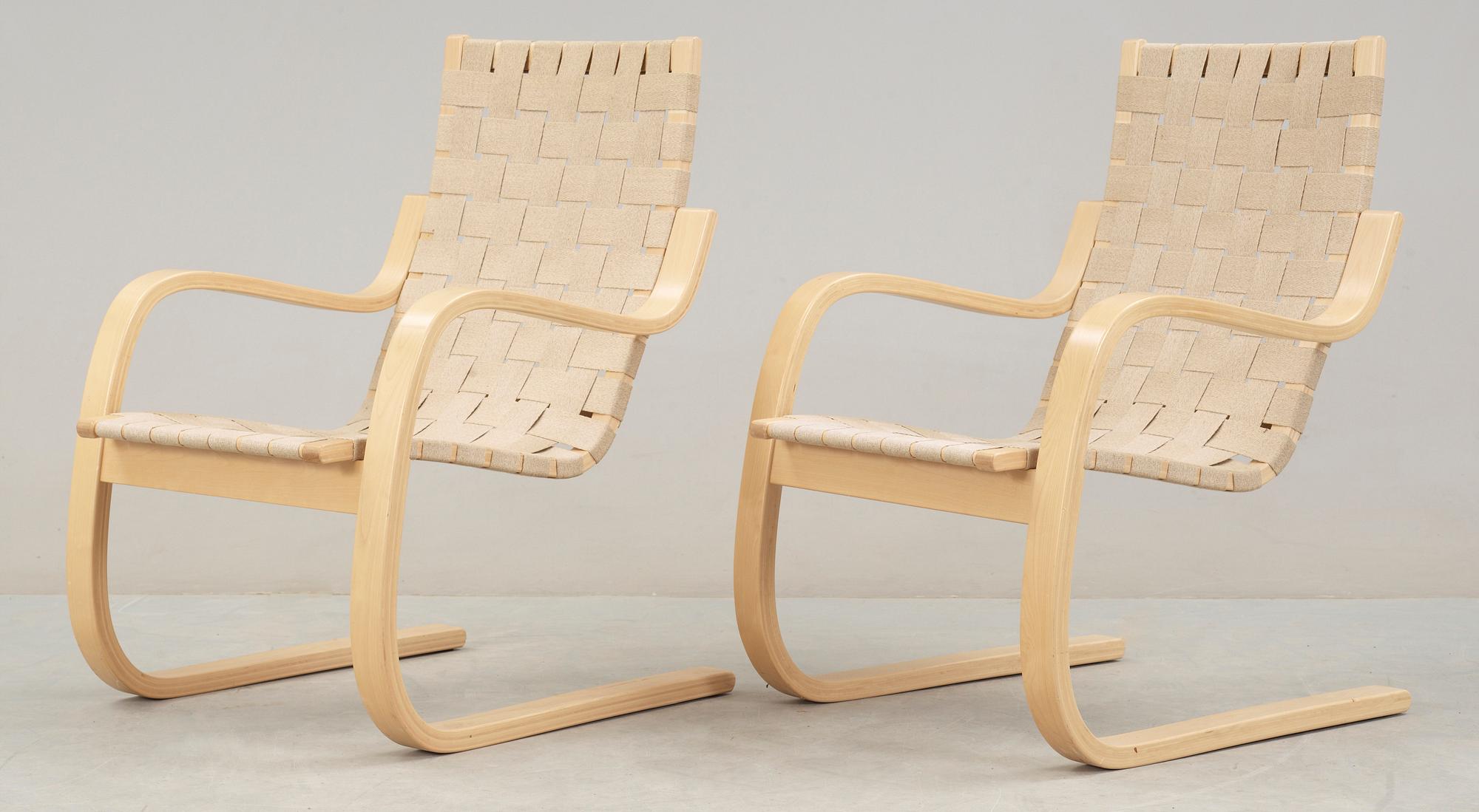 FÅTÖLJER, ett par, "406", Alvar Aalto, Artek, 2003.