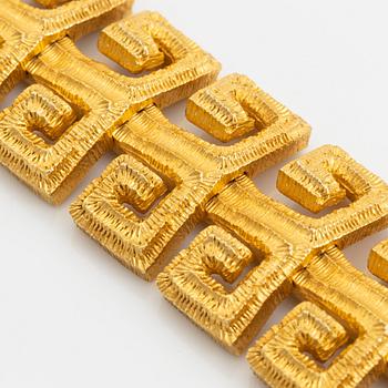 An 18K gold Maramenos & Pateras bracelet.