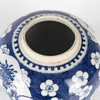 Bojan, porslin, Kina, 1900-tal.