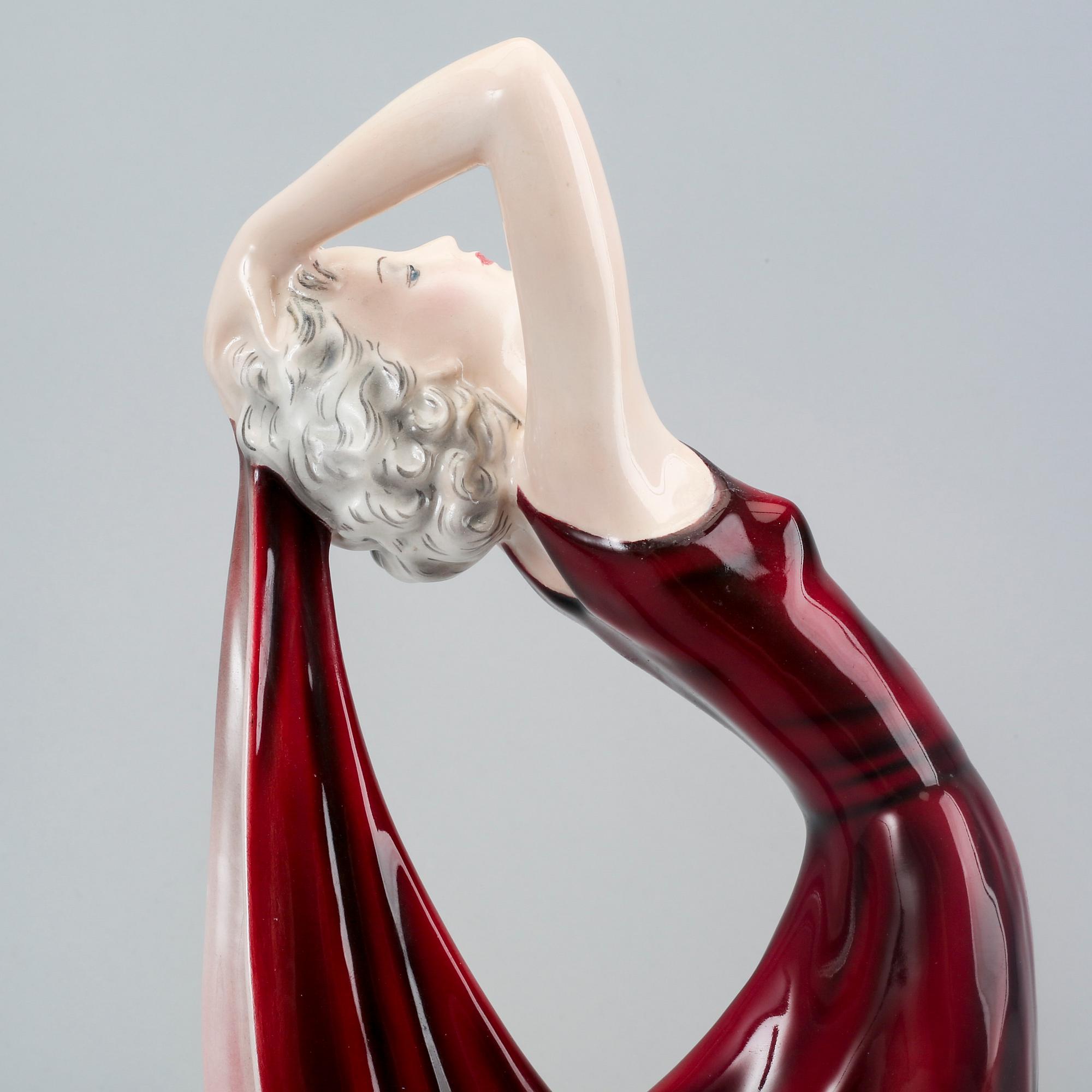 Stefan Dakon stoneware figurín for Goldscheider.