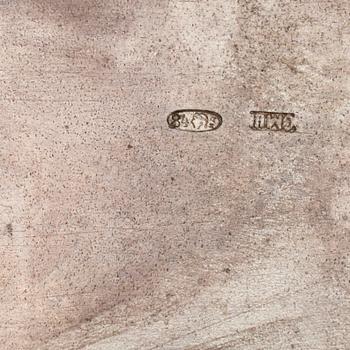 SAVUKERASIA, hopeaa ja niello koristelulla, Venäjä noin 1900. Paino 121 g.