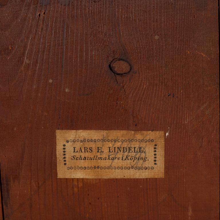 A folding table by Lars Erik Lindell (master in Köping, Sweden 1818-1843).